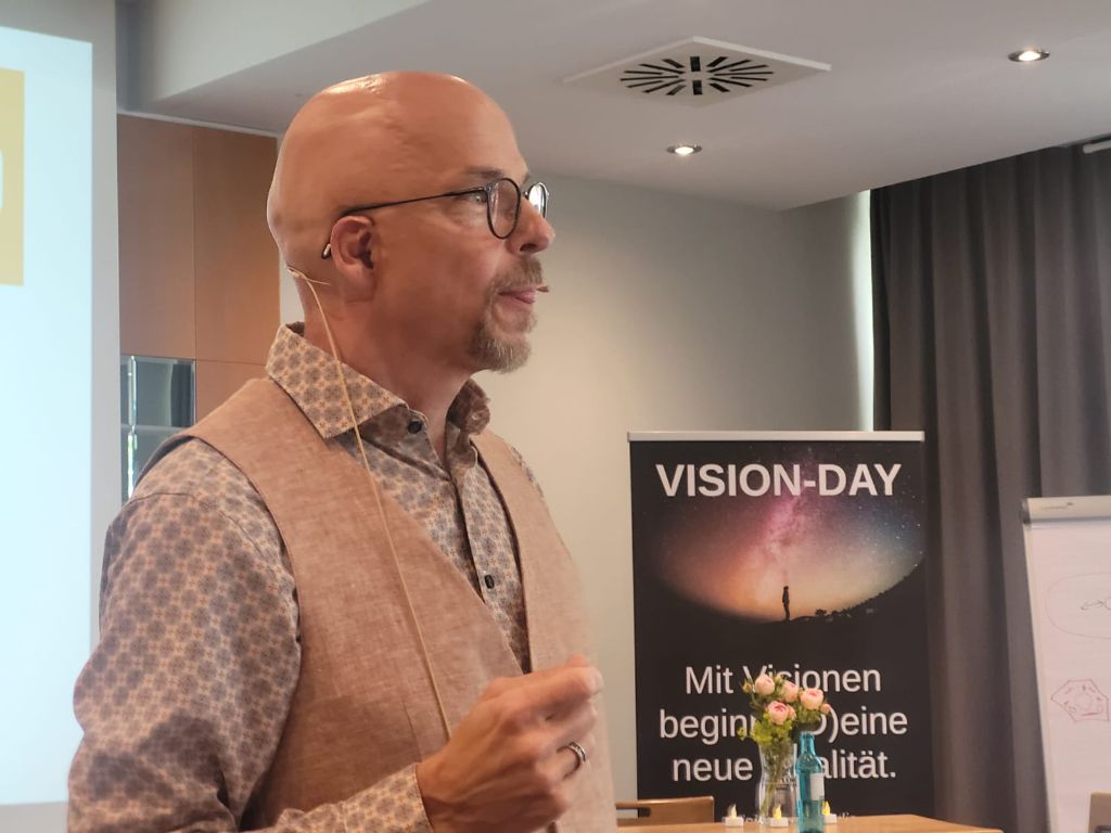 Lutz Kühnl im Seminar – intensives Coaching